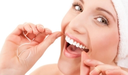 Cách chữa viêm chân răng đơn giản mà hiệu quả, bạn có thể thực hiện tại nhà