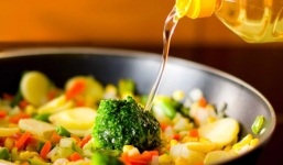 Sai lầm 'chết người' khi dùng dầu ăn hầu như ai cũng mắc