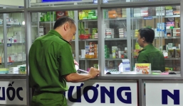 Nữ chủ tiệm thuốc tây bị kẻ bịt mặt đâm chết tại quầy