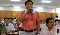 Phía sau màn 'tấn công' của sếp VFF vào HLV Mai Đức Chung: Phá thì dễ, xây mới khó!