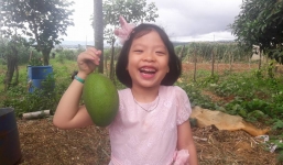 Bức thư của bố gửi con gái vào lớp 1 “học ít thôi…con gái hơn nhau ở tấm chồng”