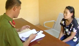 Con gái tố cáo mẹ trộm tiền của đồng nghiệp