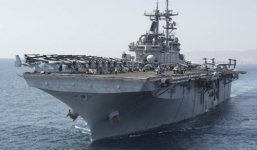 Mỹ điều 2 chiến hạm hỗ trợ bang Texas đối phó bão Harvey 