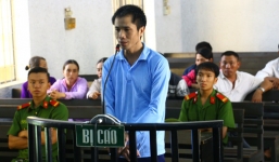 Sát hại vợ vì nghi ngờ không phải con mình