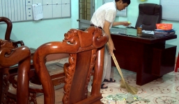 20 thanh niên tấn công hiệu trưởng trường mầm non