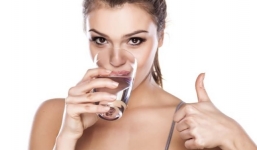 Da đẹp, dáng thon nhờ chăm làm việc này mỗi sáng