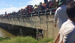 Tin mới nhất vụ mẹ trẻ mang bầu ôm 2 con tự tử: Tìm thấy thi thể 2 cháu nhỏ