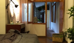 Khám phá căn hộ ấm cúng ngay trong chung cư cổ