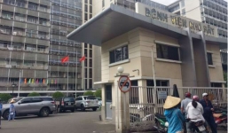 Đánh ghen hội đồng gây náo loạn BV Chợ Rẫy