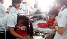 Gần 40 học sinh bị ngộ độc thực phẩm sau bữa cơm trưa