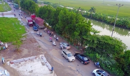 Vụ tiền lẻ BOT Quốc lộ 5: Kiến nghị miễn giảm, di dời trạm thu phí