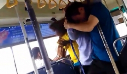 Xôn xao clip nhân viên xe buýt đánh nữ hành khách