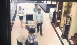 2 nghi phạm nước ngoài trộm đồng hồ vàng hơn 200 triệu bị tóm gọn