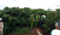 Khởi tố vụ án chồng đâm vợ 36 nhát dao