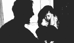 Tạm giữ cán bộ HTX xâm hại bé gái tâm thần