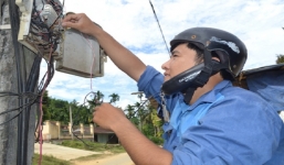 Internet bị tê liệt, nhà mạng vật lộn với cơn bão số 10