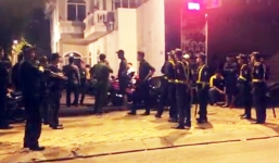 Hàng trăm cảnh sát đột kích quán bar có tiếng tại Bình Dương