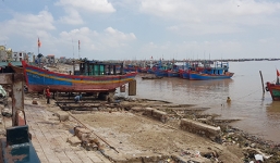 10 ngư dân mất tích cùng tàu vỏ thép 18 tỷ đồng