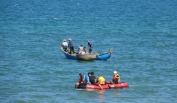 Giám đốc cảng cá bị mất tích khi đi tắm biển