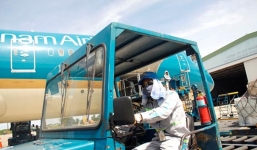 Đình chỉ tài xế xe đầu kéo tông chết nữ nhân viên sân bay