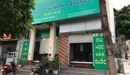 Đòi tiền cọc bất thành, nam sinh cứa cổ nữ giám đốc công ty du học