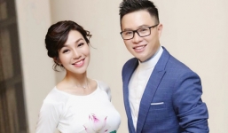 Lê Anh tình cảm bên nữ MC xinh đẹp