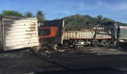 Chồng giết vợ rồi đâm vào xe đầu kéo tự tử