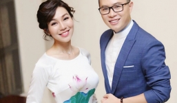 Lê Anh tình cảm bên nữ MC xinh đẹp