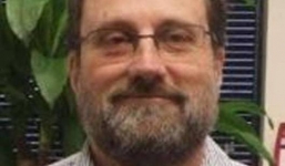 Thi thể người đàn ông phân hủy trong xe hơi ở sân bay suốt 8 tháng mà không một ai hay biết