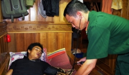 Vụ 10 ngư dân mất tích: Tàu đã cập bờ an toàn