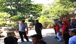 Hướng dẫn viên Trung Quốc “tung hoành” tại Đà Nẵng