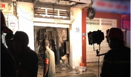 Mâu thuẫn tình cảm, gã trai mua xăng thiêu rụi cửa hàng túi xách của người yêu