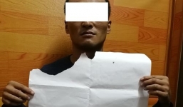 Thấy chủ nhà xinh đẹp, tên trộm đem lòng si mê viết thư tỏ tình kèm số điện thoại