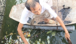 Vụ bao cao su nổi nhiều ở Hồ Tây: Công an vào cuộc điều tra 