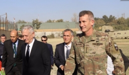 Bộ trưởng Quốc phòng Mỹ bị ám sát hụt ở sân bay Kabul