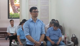 Trộm 10kg vàng, kẻ trộm đòi cắn lưỡi tự tử tại tòa