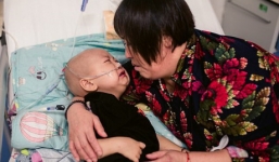 Mẹ độc ác bỏ rơi con bị ung thư khi mới 2 tuổi tại Trung Quốc