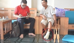 Vụ 3 cán bộ đô thị đánh người bán chè gãy xương: Yêu cầu khởi tố hình sự