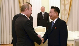 Báo Mỹ: Khác TQ, Nga đồng cảnh ngộ và hiểu nỗi đau của Triều Tiên nên không thể tin tưởng