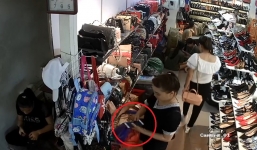 'Nữ quái' trộm điện thoại nhanh như chớp trong cửa hàng giày
