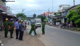 Đi chơi với bạn trai, nữ sinh bị ném đá tử vong