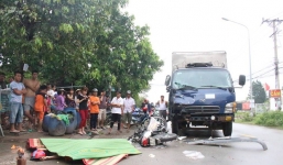 Đấu đầu xe tải, 2 thanh niên tử vong