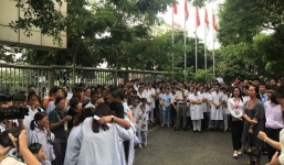 Viện trưởng Viện huyết học về hưu, nhiều người rơi nước mắt