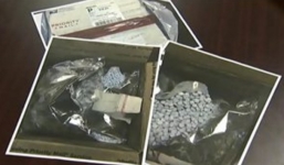 Đặt thảm yoga, cô gái nhận được món hàng trị giá 9 tỷ đồng