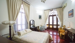 Đón gió mùa trong căn hộ ấm cúng ngõ phố Hàng Khay