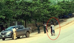 Giải cứu người phụ nữ bị thanh niên 'ngáo đá' xông vào nhà dùng dao khống chế bắt cóc làm con tin