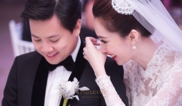 Hoa hậu Thu Thảo bật khóc trước câu nói của chú rể trong tiệc cưới