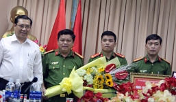 Cụ bà gần 70 tuổi thuê ô tô ngang nhiên vận chuyển lượng ma túy 'khủng' vào Đà Nẵng 