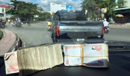 BOT Cai Lậy chưa thu phí lại tài xế đã rục rịch 'cuộc chiến tiền lẻ'