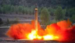 Bộ trưởng Quốc phòng Mỹ: Cần sẵn sàng chiến tranh với Triều Tiên